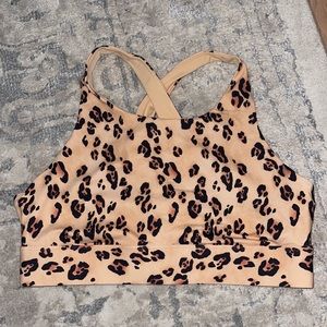 Fabletics sports bra size M